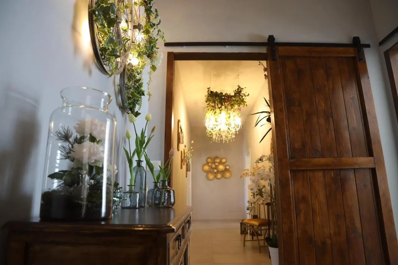 Dimora Giusti Bed & Breakfast Lecce 0*,