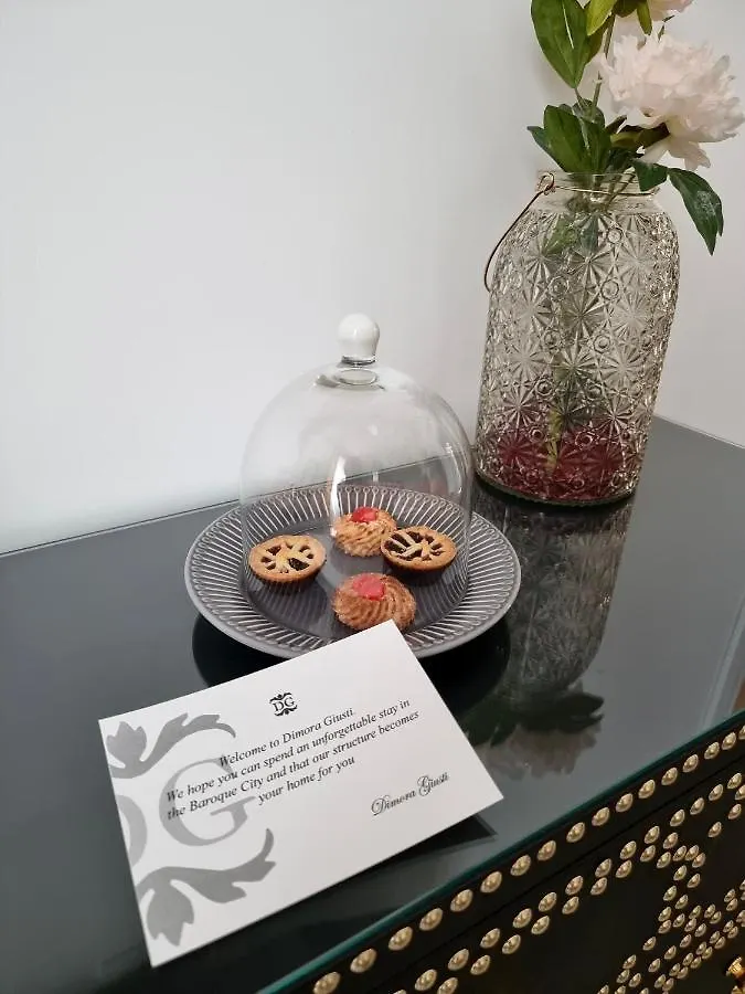 Dimora Giusti Bed & Breakfast Lecce 0*,