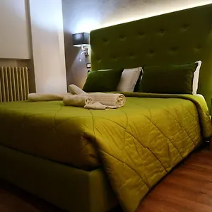 Couette-café Sant'oronzo, Lecce